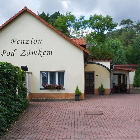 Penzion Pod Zamkem Prŭhonice Dış mekan fotoğraf